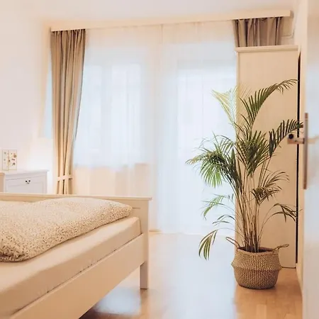 Helle Naehe Innenstadt Apartment *